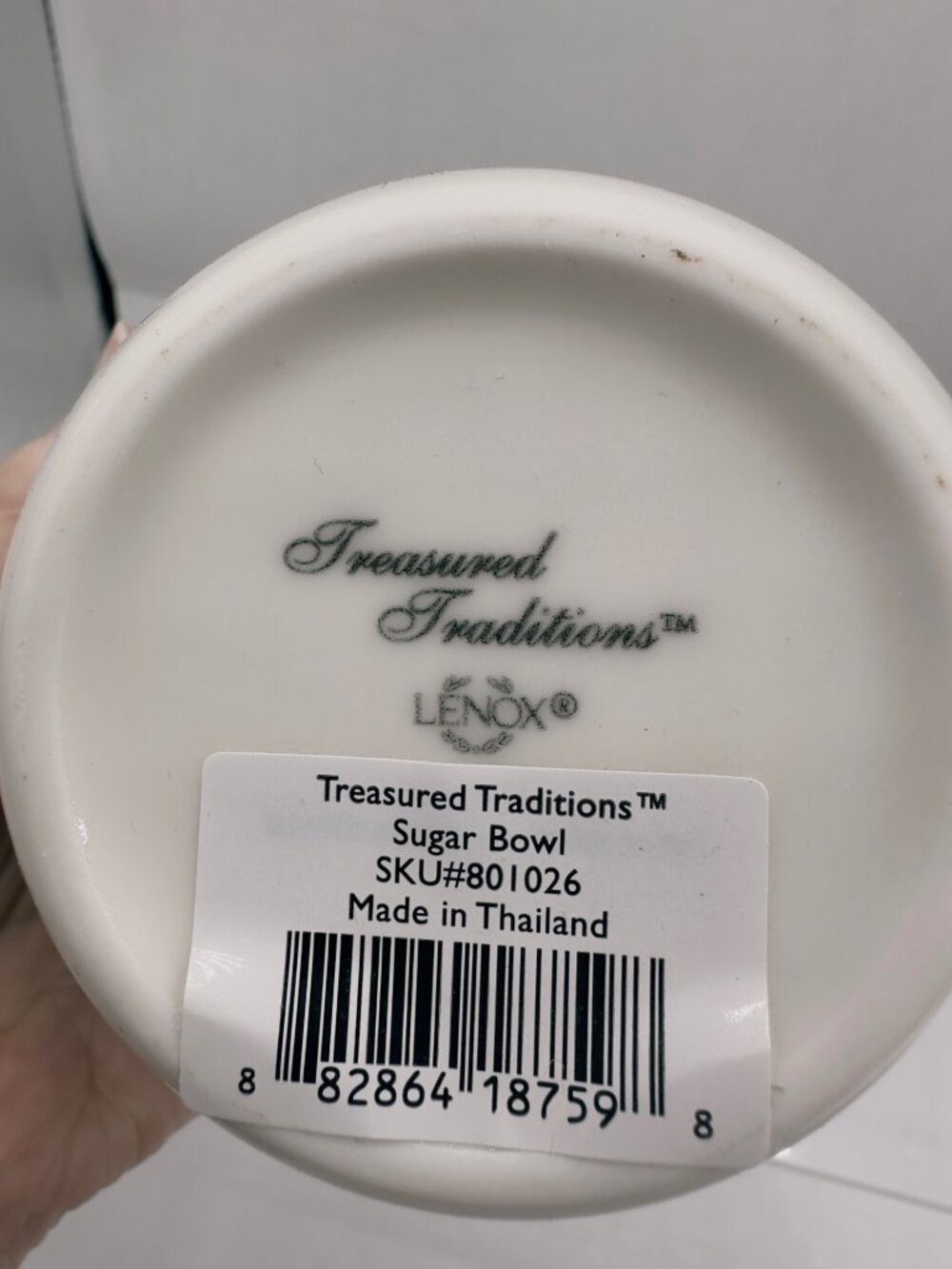 Lenox Treasured Traditions Sugar Bowl 801026 Holly Christmas w Lid Box - Picture 9 of 12